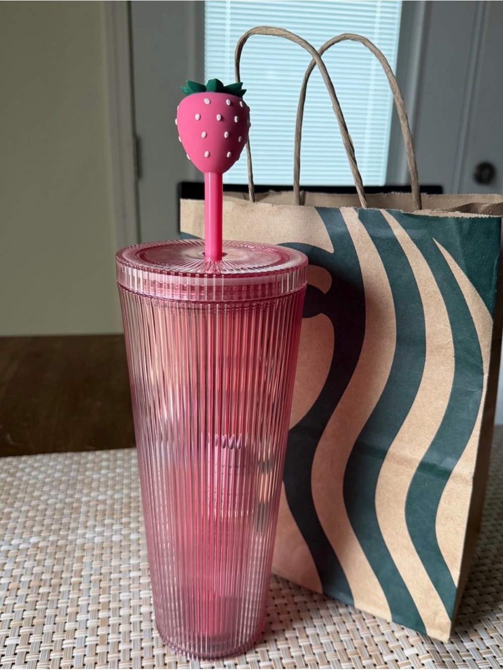 Starbucks Pink Ribbed Tumbler with Strawberry Top Straw (new)